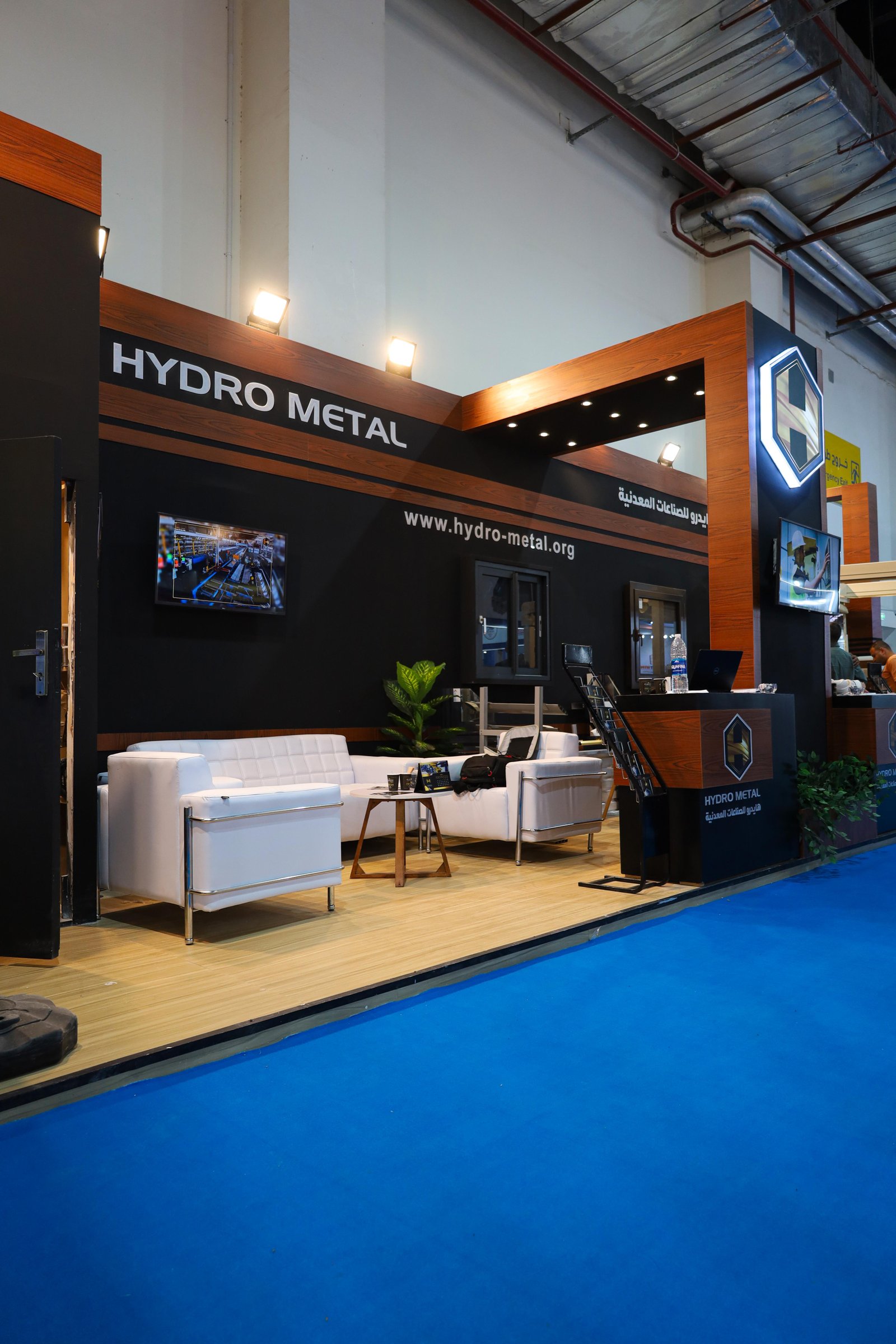 Hydro Industries Shines at WINDOOREX